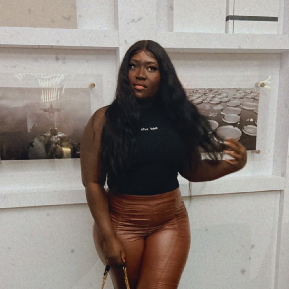 Meet your Posher, Rina